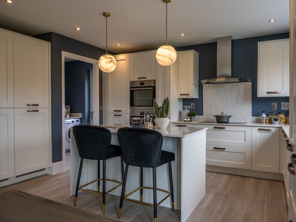 4 bed property in Bromyard Road, Worcester